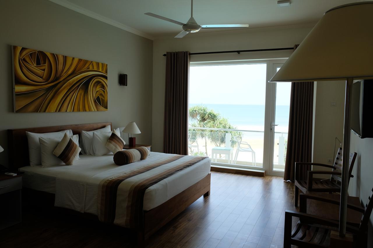 Twenty-Two Weligambay Hotell Weligama Exteriör bild