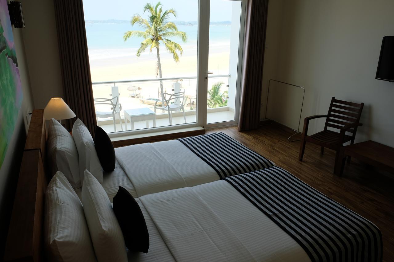 Twenty-Two Weligambay Hotell Weligama Exteriör bild