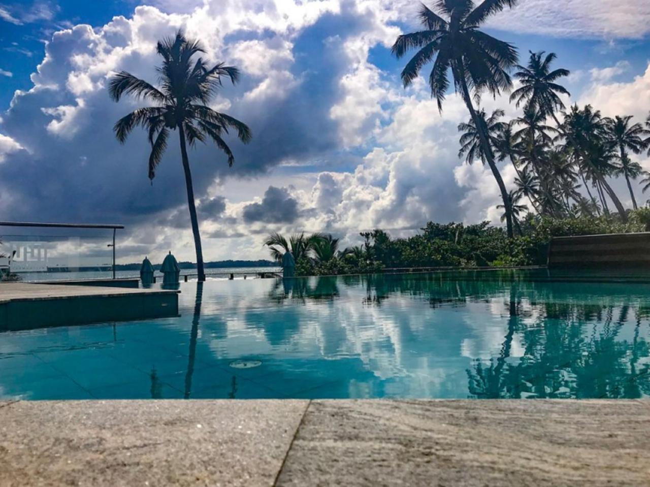 Twenty-Two Weligambay Hotell Weligama Exteriör bild